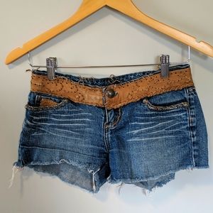 MVX Tribe jean shorts